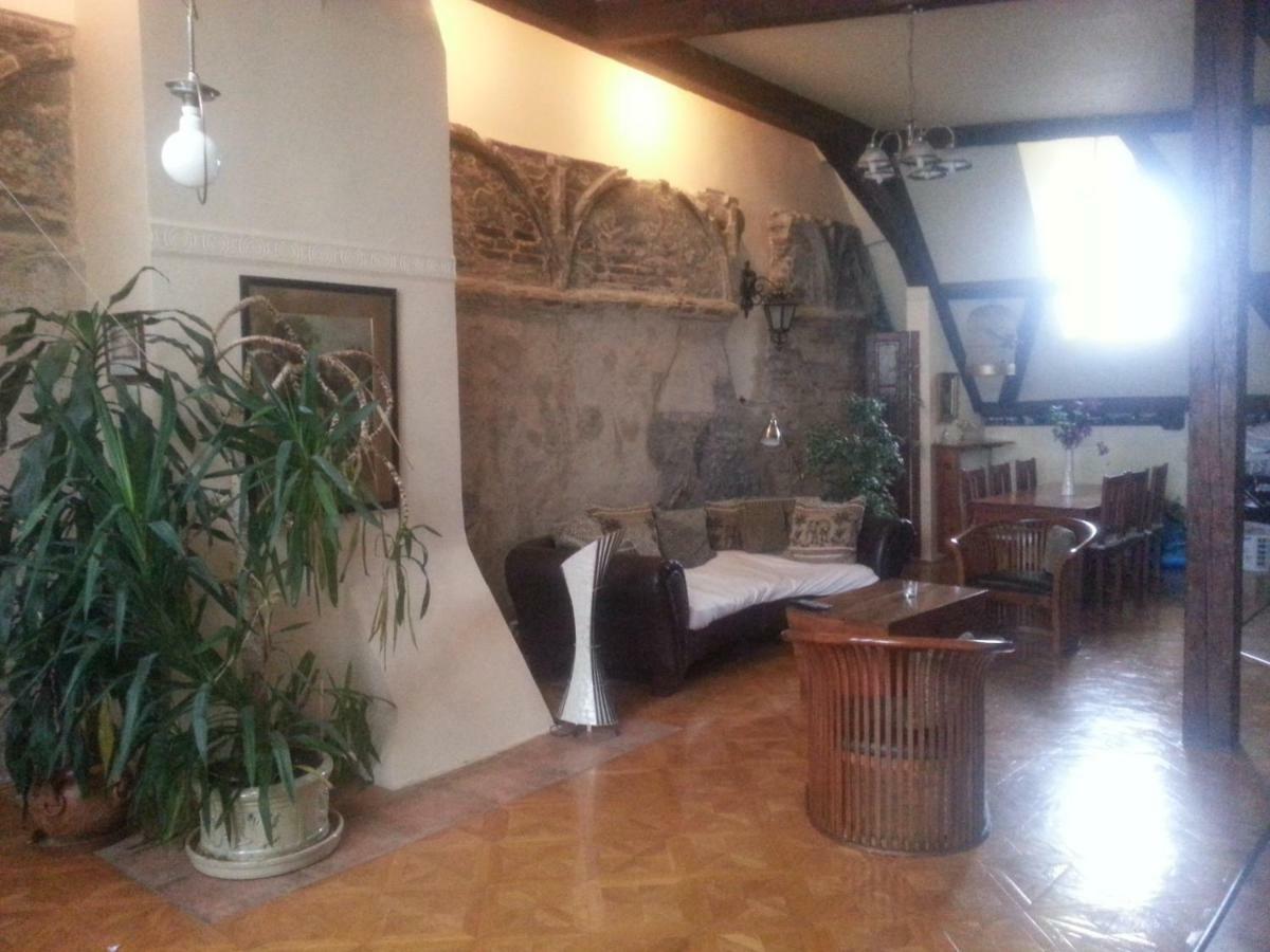 Downtown Apartment Братислава Экстерьер фото